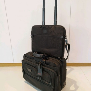 TUMI 26127DH 투미 비지니스 파일럿 기장캐리어