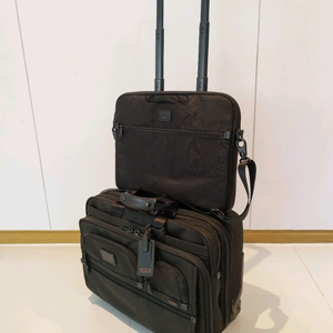 TUMI 26127DH 투미 비지니스 파일럿 기장캐리어