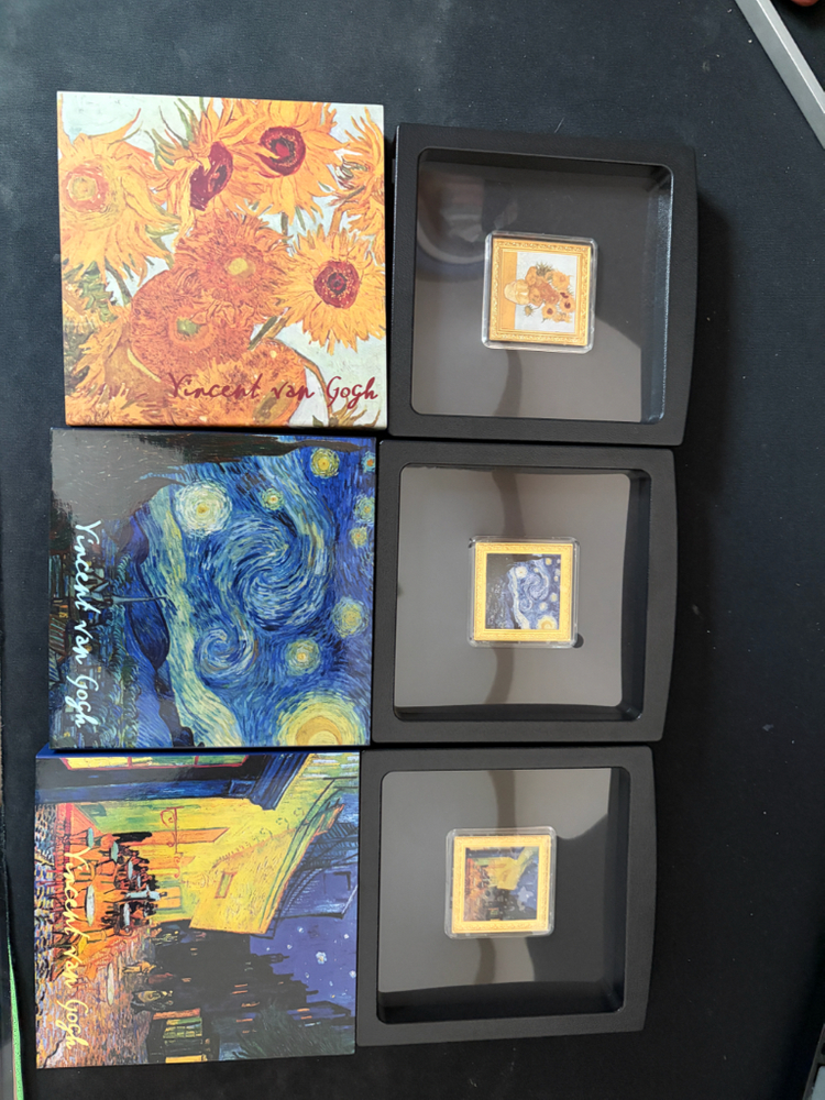 니우에 고흐 은화 3종--1