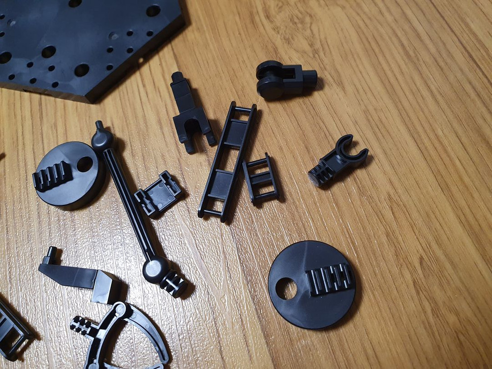 액션베이스 05 블랙 반다이 건담 건프라--4