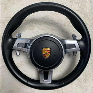 포르쉐 핸들