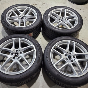 벤츠W222 S클래스 AMG 19인치 순정품휠타이어 한대분 판매 이미지