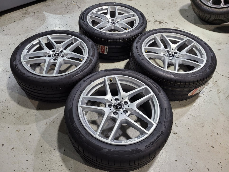 벤츠W222 S클래스 AMG 19인치 순정품휠타이어 한대분 판매 이미지