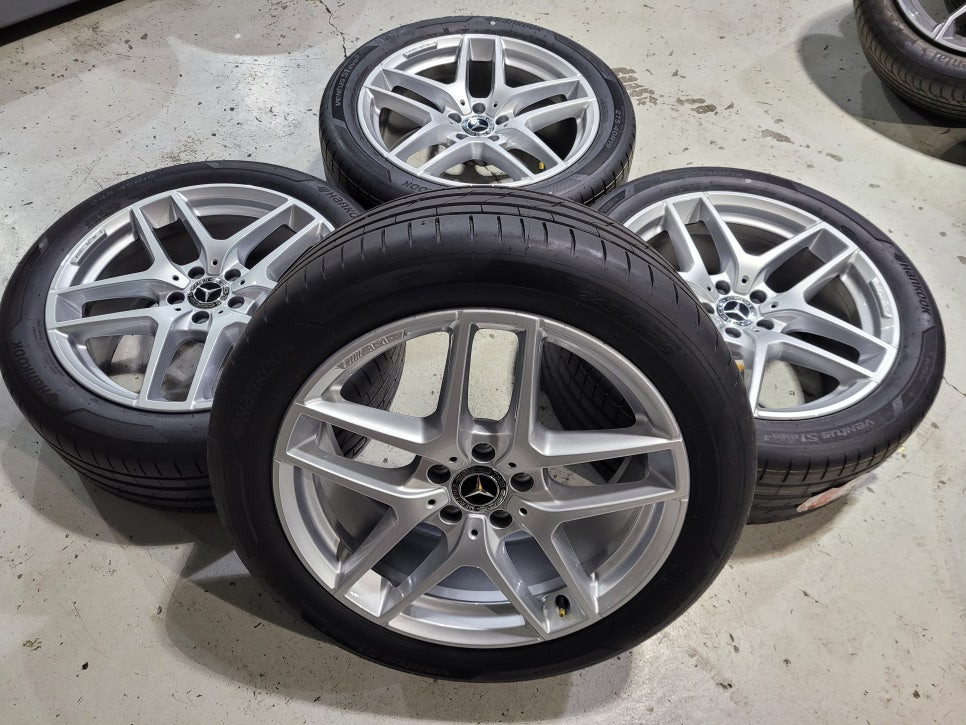 벤츠W222 S클래스 AMG 19인치 순정품휠타이어 한대분 판매 이미지