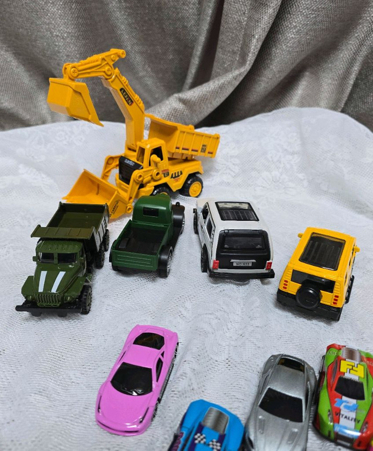 스포츠카 굴삭기 승용차 등 새상품 일괄--2