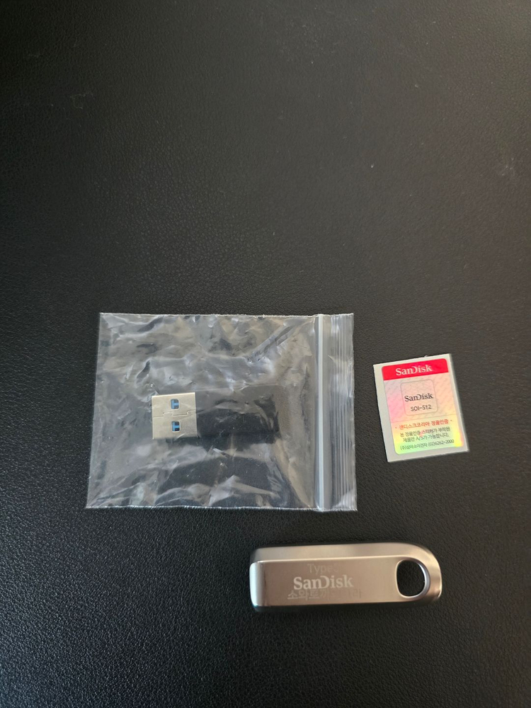 샌디스크 USB 메모리 CZ75 C타입 팝니다.--0