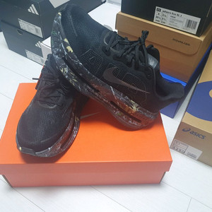 나이키 보메로 프리미엄 블랙 265mm 새상품