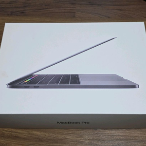 2018 맥북프로 13인치 256GB 배터리양호(205회) 상태좋음