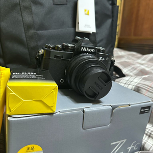 니콘 zfc 카메라 16-50mm 렌즈 세트 이미지