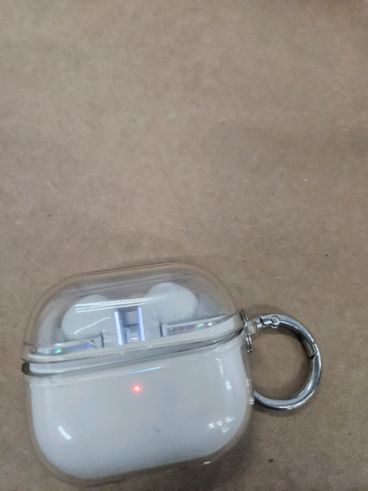 버즈3프로 화이트 + 케이스 + 아즈라 맥스 이어팁 + 철가루 방지 스티커--3