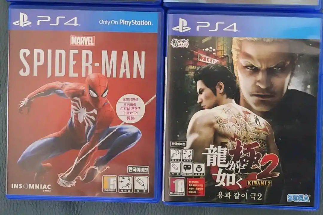 PS4 PRO 1TB 풀박스 7218B모델 이미지