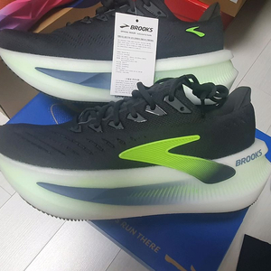 새상품) 브룩스 글리세린 맥스2 265m 러닝화
