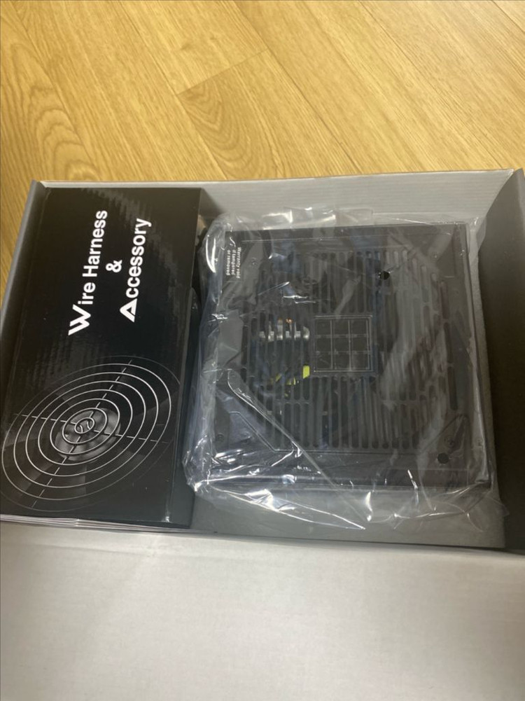 마이크로닉스 클래식2 600W 파워서플라이--1