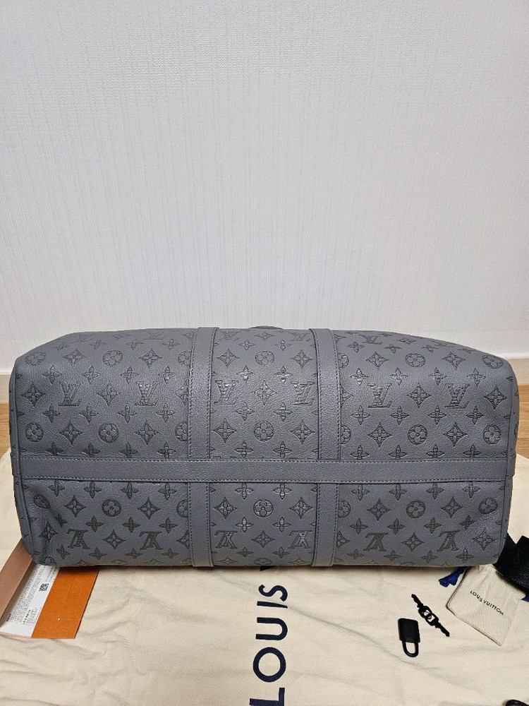 루이비통 올레더 쉐도우 키폴50 그레이 신형 (새상품) 이미지