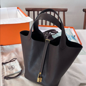 에르메스 피코탄22 바레니아 가죽 에벤(새상품)K각인 이미지