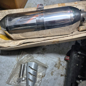 BMW K1300 R/S 정품 머플러 이미지