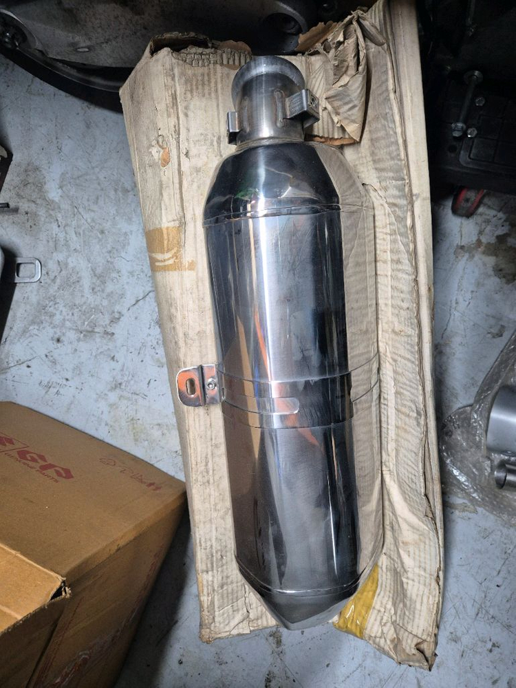 BMW K1300 R/S 정품 머플러 이미지