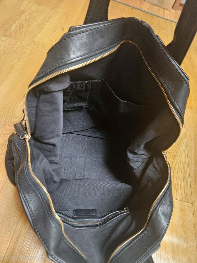 지방시 나이팅게일 블랙 양가죽 토트백--4