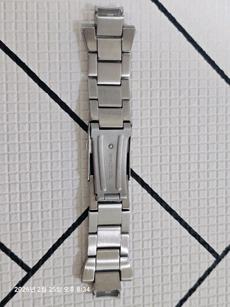 지샥 MTG-B3000 브레이슬릿 (메탈 밴드) 팝니다.--5