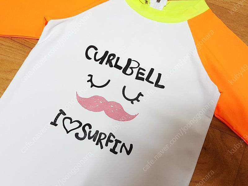 새상품)컬벨&서패스 아동 래쉬가드 상의 남여 8-9세--5