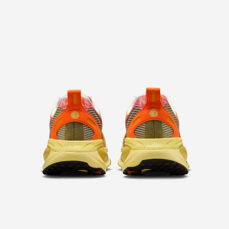 [280] 나이키 보메로18 SE 멀티컬러 러닝화--4