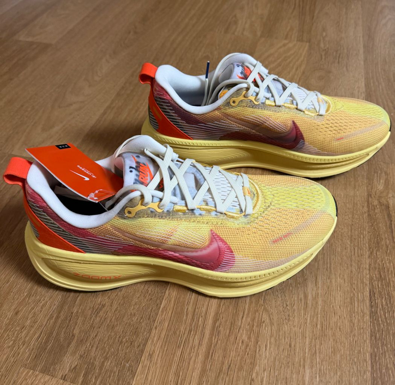 [280] 나이키 보메로18 SE 멀티컬러 러닝화--7