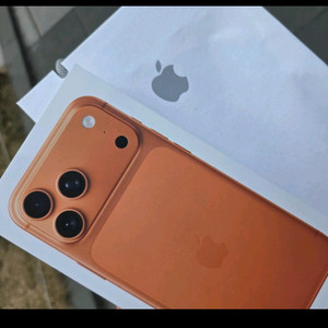 아이폰 17프로맥스 256g 자급제 미개봉