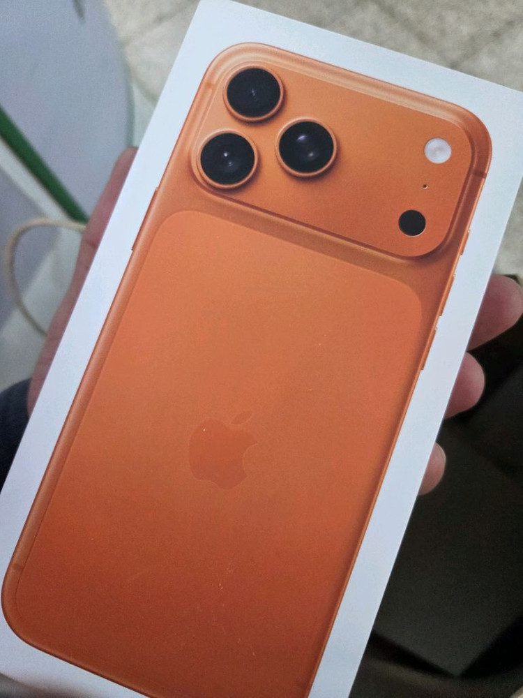 아이폰 17프로맥스 256g 자급제 미개봉--1