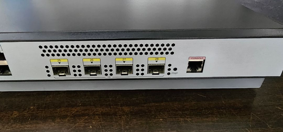 L2 화웨이이더넷스위치 S5720S-28P-LI-AC--2