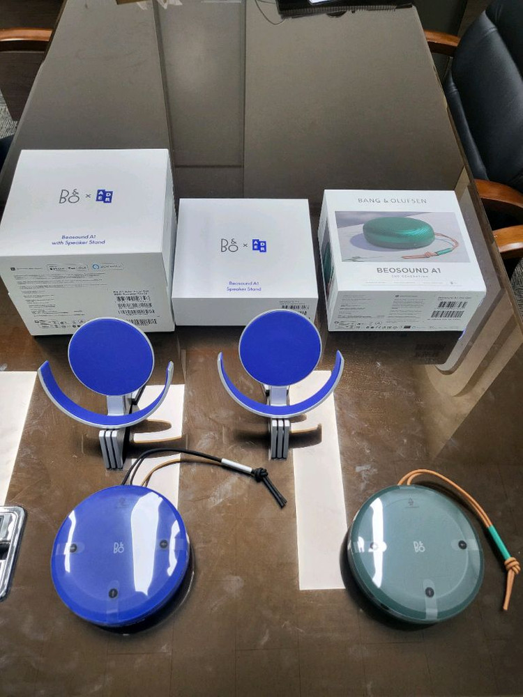 뱅앤올룹슨 베오사운드A1 2새대--1