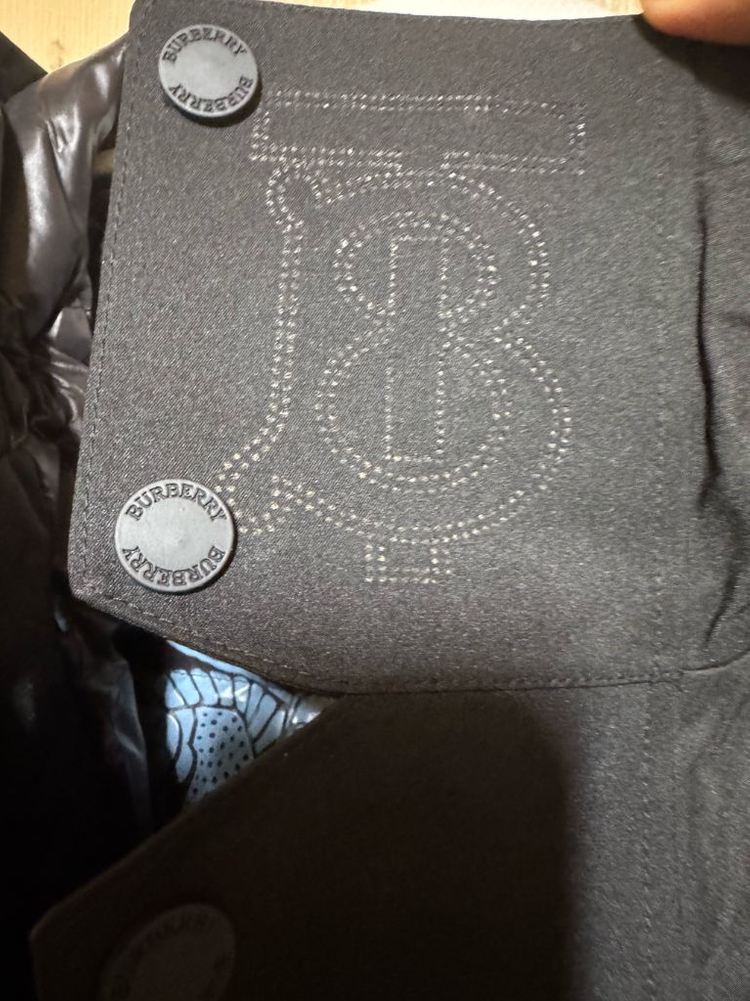 버버리 패딩 L--4