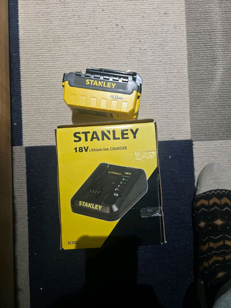 스텐리 18V충전 공구 4종. 교환가능--1