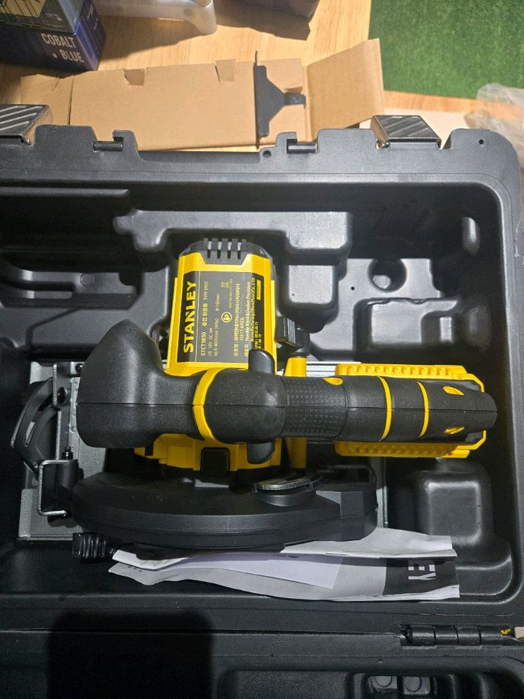 스텐리 18V충전 공구 4종. 교환가능--4