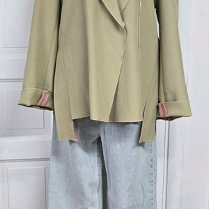 더일마 슬릿자켓