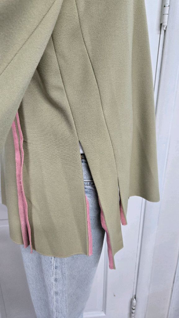 더일마 슬릿자켓--3