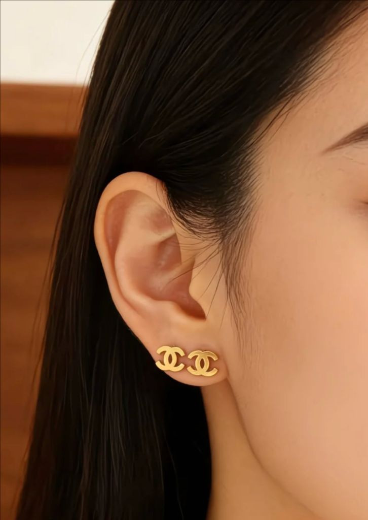 샤넬 CC 로고 귀걸이--3