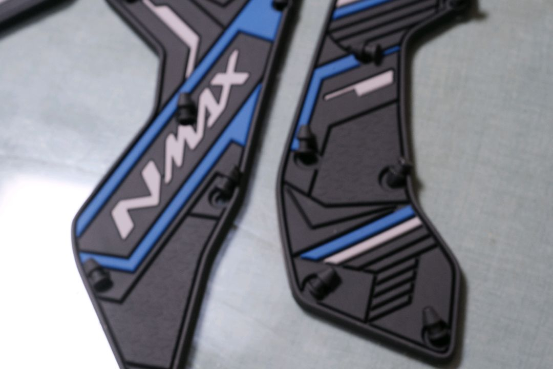 nmax 튜닝 발판 블루 2025 이상 이미지