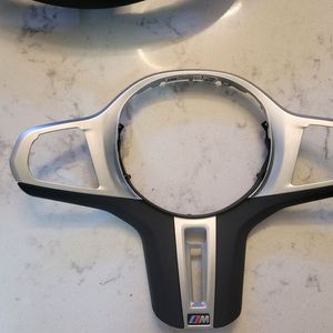 2025 M850I 순정 스티어링+패들쉬프트+ Y커버