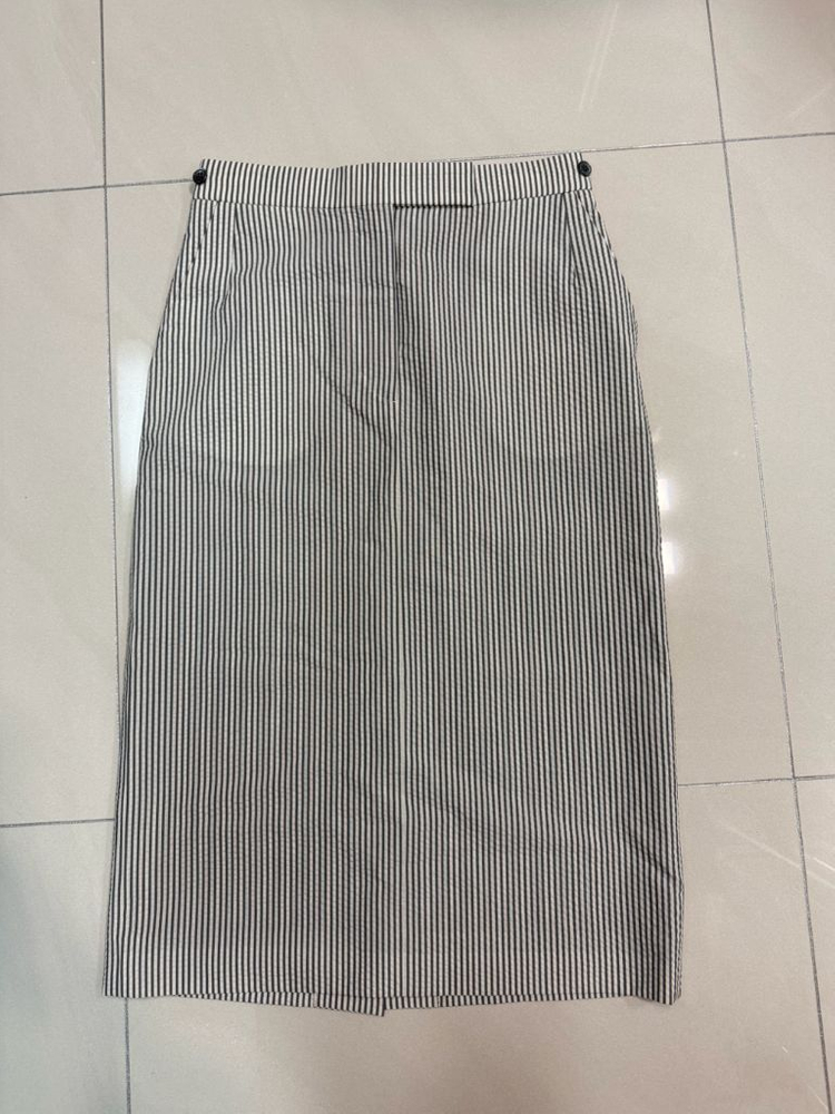 톰브라운 시어서커 펜슬 스커트(새상품)--1