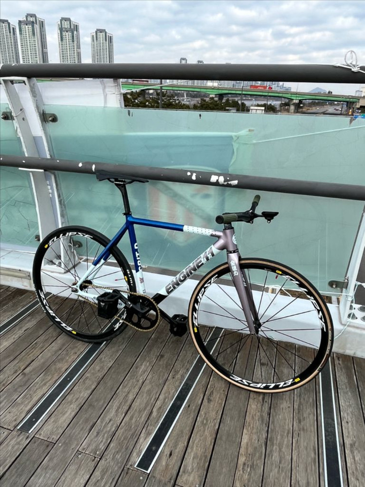 마빅엘립스 20년식--1