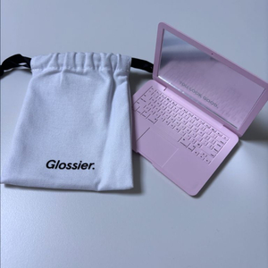 글로시에 미니노트북 거울 이미지