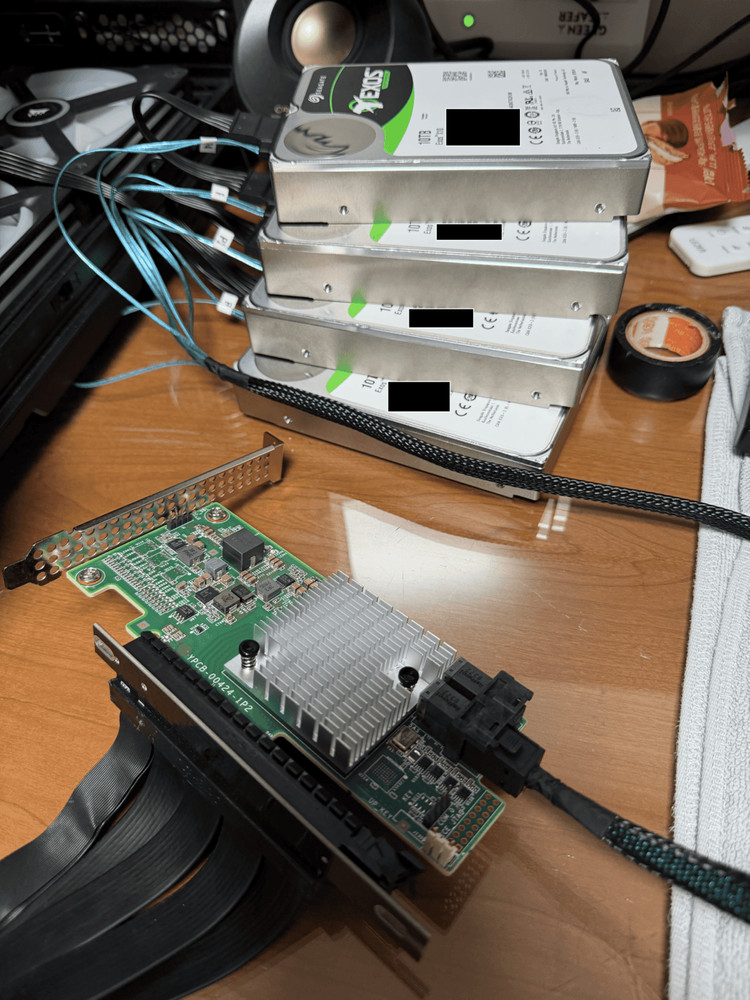 HDD] seagate exos 10TB "SAS" 12Gb/s + HBA카드 + 쿨러 | 하드디스--1