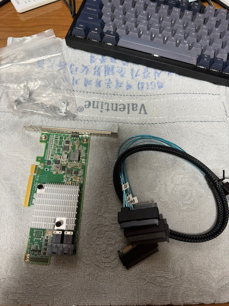 HDD] seagate exos 10TB "SAS" 12Gb/s + HBA카드 + 쿨러 | 하드디스--8