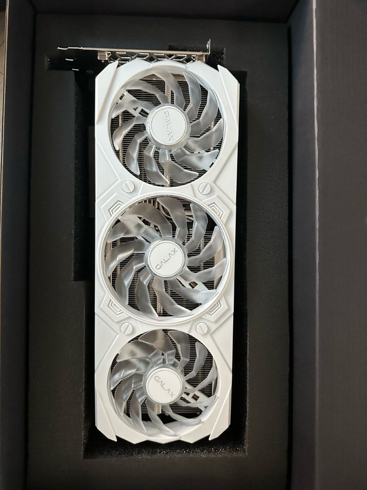 리안리 하이엔드 PC 데스크탑 본체 64gb ram, ssd 2tb ..--2