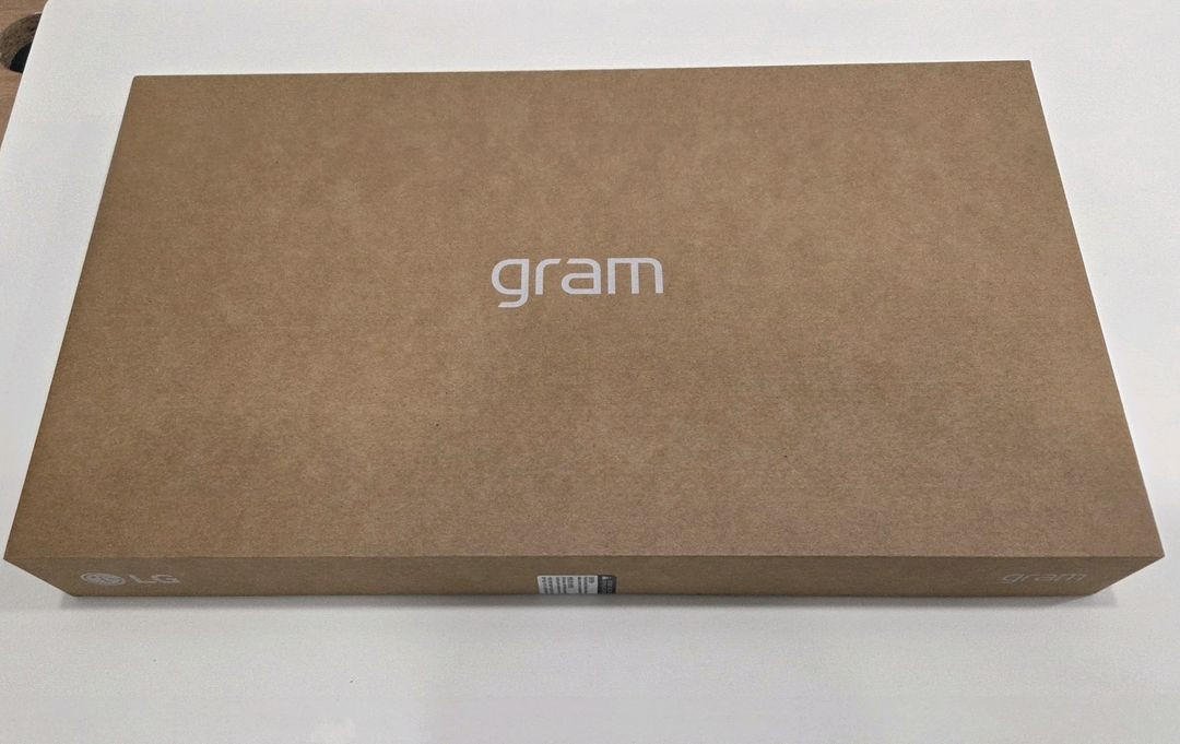 [미개봉] 26년형 LG 그램 프로 16 (최신 팬서레이크 / 램 32GB) 이미지