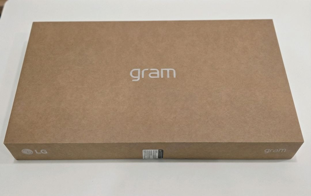 [미개봉] 26년형 LG 그램 프로 16 (최신 팬서레이크 / 램 32GB) 이미지