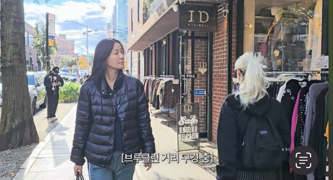 몽클레어 아미니아 손태영패딩 1사이즈--0