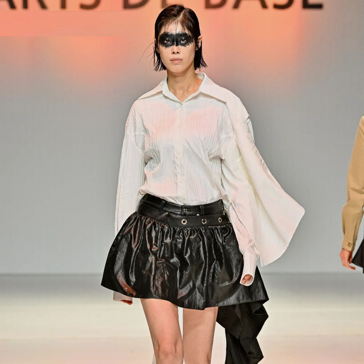 아드베스(ARTS DE BASE) 드레이핑 셔츠 프리사이즈 새상품--4