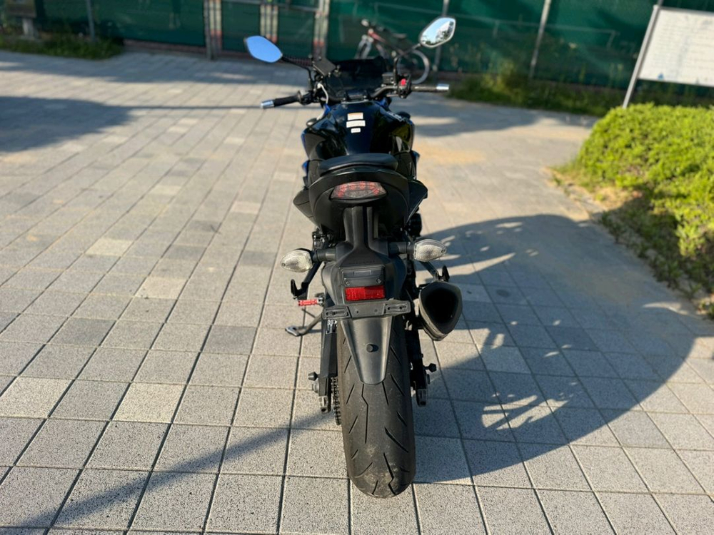 스즈키 gsx s750 18년 튜닝차량 판매합니다 이미지