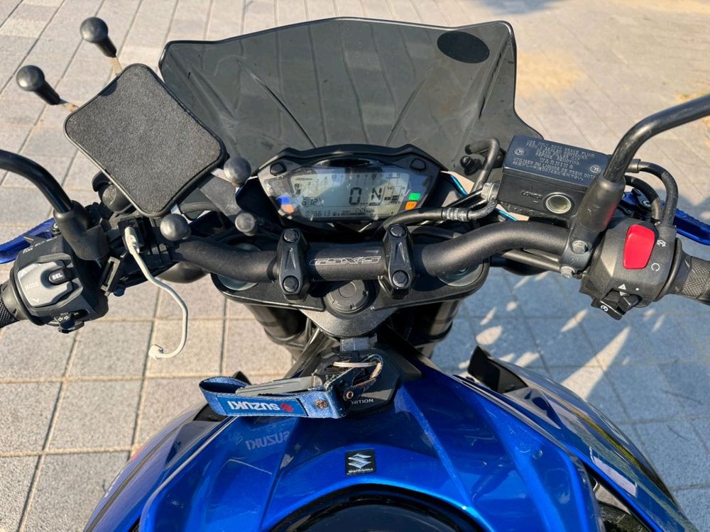 스즈키 gsx s750 18년 튜닝차량 판매합니다 이미지